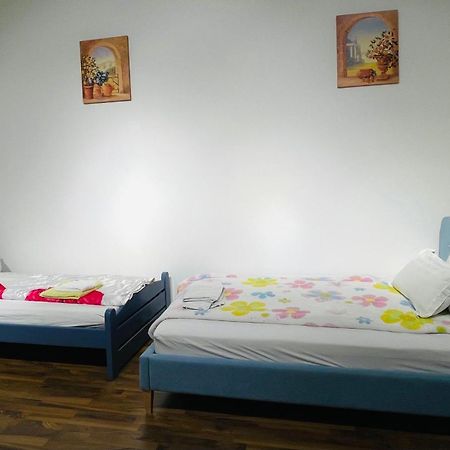 Easy Home Apartment 시베탈 외부 사진